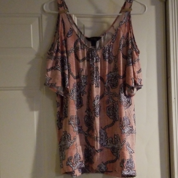 Off the shoulder short sleeved top - Picture 1 of 3